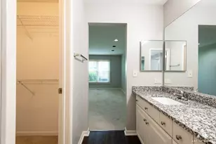 61 Willow Pkwy, Buffalo Grove, IL 60089 - Photo 21