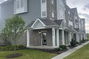 6285 Sandbelt Dr, Woodridge, IL 60517 - Photo 1