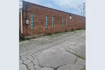 2520 E State Street E, Burnham, IL 60633 - Photo 3