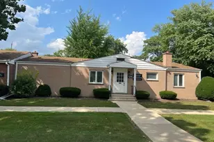 129 E Vallette St, Elmhurst, IL 60126 - Photo 1