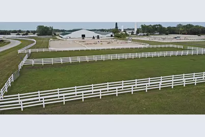 36537 N Fox Hill Drive, Wadsworth, IL 60083 - Photo 9