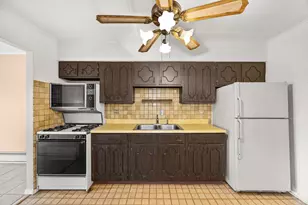 1139 Leavitt Ave, Flossmoor, IL 60422 - Photo 5