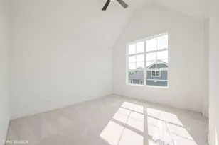 2514 Hidden Oak Cir Lot 9, Highland Park, IL 60035 - Photo 15