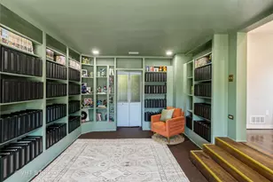 113 Pheasant Trail, Lake in the Hills, IL 60156 - Photo 9