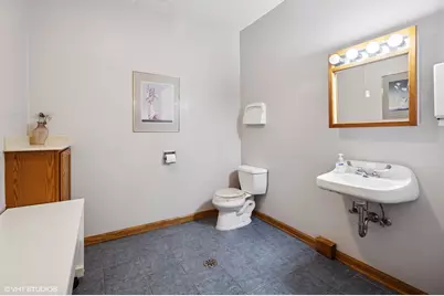 1471 W Irving Park Road, Chicago, IL 60613 - Photo 11