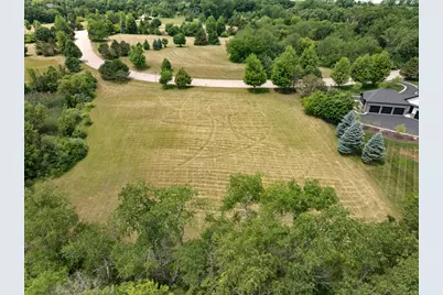 18N647 Ridgefield Boulevard, Huntley, IL 60142 - Photo 5