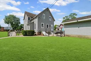 543 E Orleans St, Paxton, IL 60957 - Photo 29