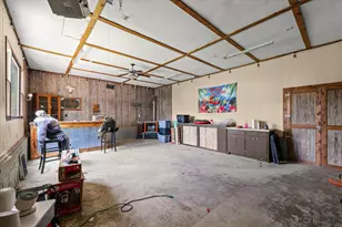 543 E Orleans St, Paxton, IL 60957 - Photo 33