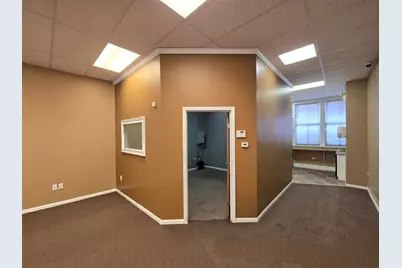 4235 W Fullerton Avenue, Chicago, IL 60639 - Photo 7