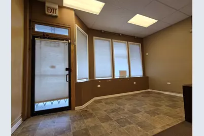 4235 W Fullerton Avenue, Chicago, IL 60639 - Photo 11