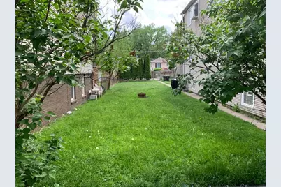 735 W 48th Place, Chicago, IL 60609 - Photo 1