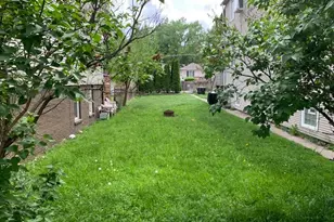 735 W 48th Pl, Chicago, IL 60609 - Photo 1