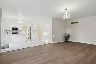 1867 Lake Shore Dr, Romeoville, IL 60446 - Photo 11