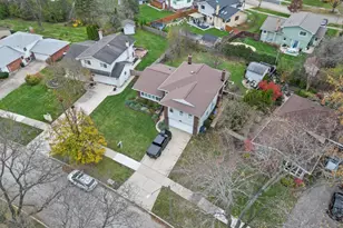 912 N Sumac Ln, Mount Prospect, IL 60056 - Photo 35