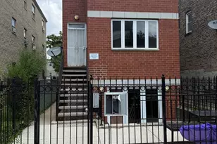3518 W Lexington St, Chicago, IL 60624 - Photo 1