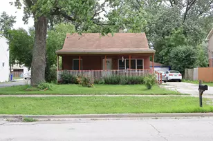 6807 S 79th Ave, Bridgeview, IL 60455 - Photo 1