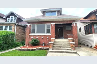 10742 S Prairie Avenue, Chicago, IL 60628 - Photo 1