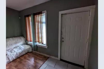 10515 S Perry Avenue, Chicago, IL 60628 - Photo 5