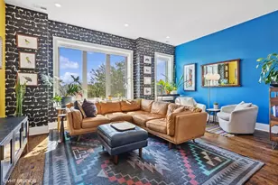 2742 N Hamlin Ave, Chicago, IL 60647 - Photo 3