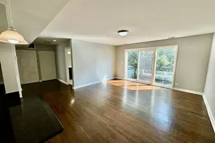 6433 N Damen Ave, Chicago, IL 60645 - Photo 5