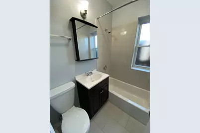1722 W Juneway Terrace #3B, Chicago, IL 60626 - Photo 9