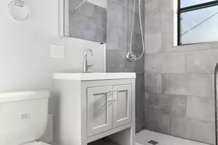 7622 N Eastlake Terrace, Chicago, IL 60626 - Photo 11