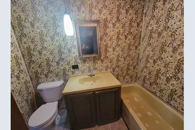 353 W Monroe Street #C3, Monticello, IL 61856 - Photo 7