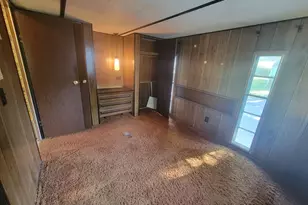 353 W Monroe St, Monticello, IL 61856 - Photo 5