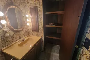 353 W Monroe St, Monticello, IL 61856 - Photo 17