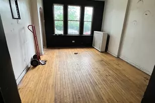 10614 S Langley Ave, Chicago, IL 60628 - Photo 7