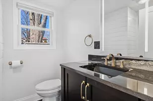 313 W Gartner Rd, Naperville, IL 60540 - Photo 9