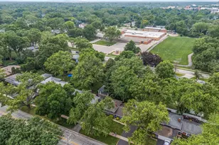 313 W Gartner Rd, Naperville, IL 60540 - Photo 27