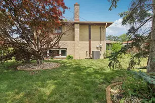 949 E 170th St, South Holland, IL 60473 - Photo 23