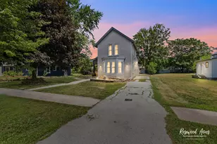 409 E Main St, Peotone, IL 60468 - Photo 1