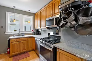 409 E Main St, Peotone, IL 60468 - Photo 5