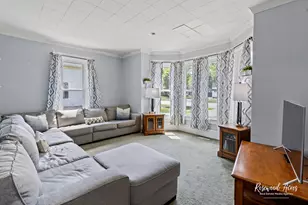 409 E Main St, Peotone, IL 60468 - Photo 3