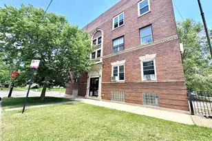 6103 S Ingleside Ave, Chicago, IL 60637 - Photo 1