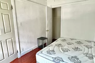 6103 S Ingleside Ave, Chicago, IL 60637 - Photo 3