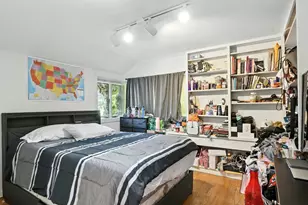 3814 W Sherwin Ave, Lincolnwood, IL 60712 - Photo 15