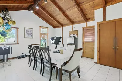 3814 W Sherwin Avenue, Lincolnwood, IL 60712 - Photo 7