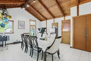 3814 W Sherwin Ave, Lincolnwood, IL 60712 - Photo 7