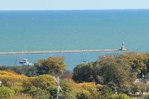 130 N Garland Ct, Chicago, IL 60602 - Photo 41