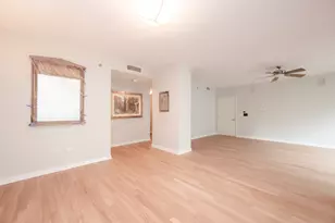 130 N Garland Ct, Chicago, IL 60602 - Photo 37