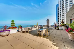 130 N Garland Ct, Chicago, IL 60602 - Photo 31