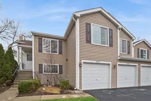 1975 Windsong Dr, Schaumburg, IL 60194 - Photo 1