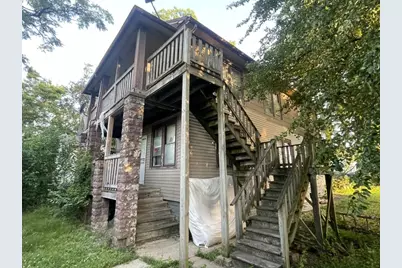 630 Belle Court, Phoenix, IL 60426 - Photo 3