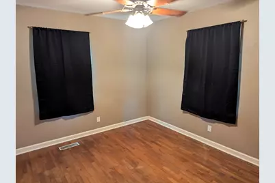 707 E Van Allen Street, Tuscola, IL 61953 - Photo 9