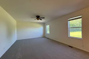 405 Preserve Dr, Genoa, IL 60135 - Photo 7