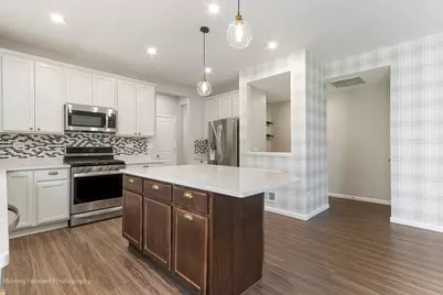 2003 Seaview Drive, Aurora, IL 60503 - Photo 7