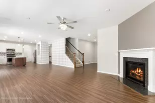 2003 Seaview Dr, Aurora, IL 60503 - Photo 13